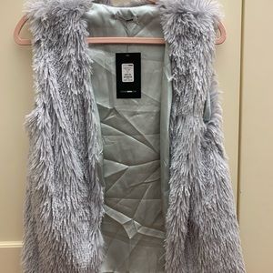 Fur vest